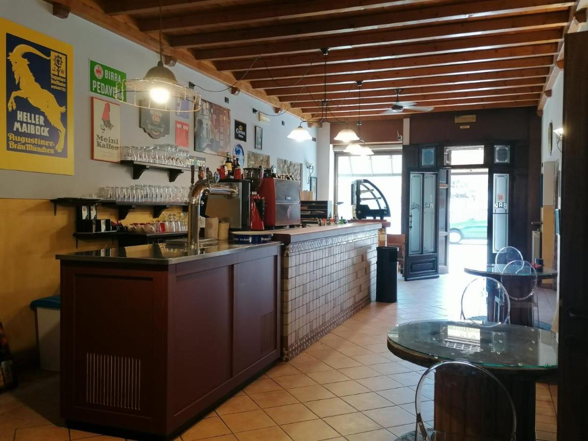Hotel Fiore & Fiocchi Podenzano ภายนอก รูปภาพ